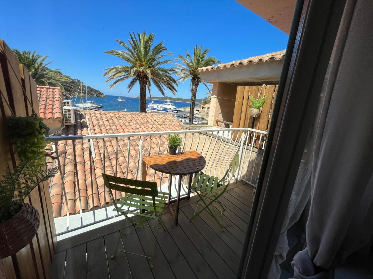 Hostellerie Provencale Port-Cros Exterior photo