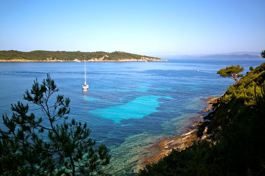 Hostellerie Provencale Port-Cros Exterior photo